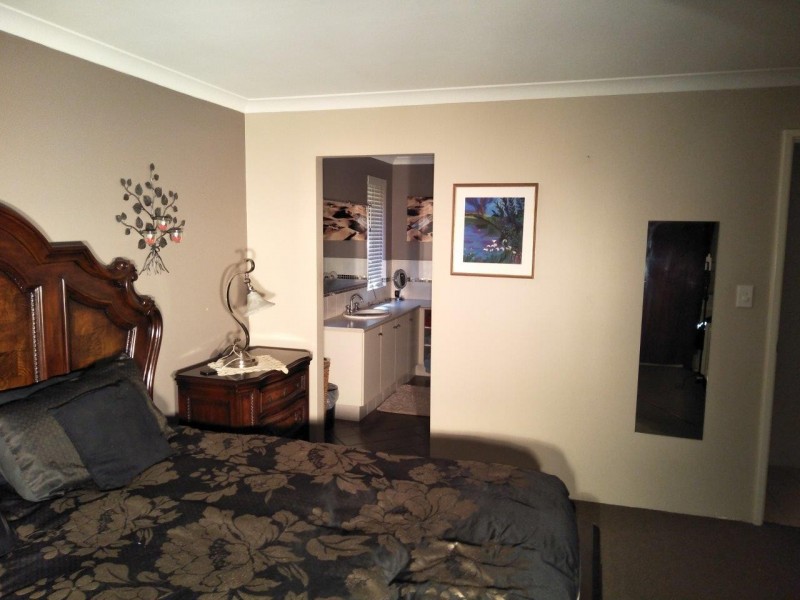 67 Winthrop Avenue, College Grove WA 6230