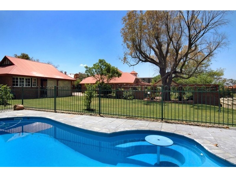 16 Picton Crescent, Bunbury WA 6230