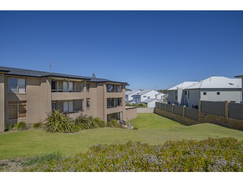 3/173 Ocean Drive, South Bunbury WA 6230