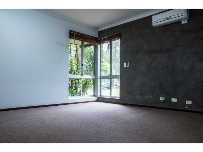 268 Ocean Drive, Withers WA 6230