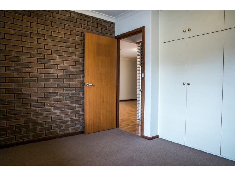 268 Ocean Drive, Withers WA 6230