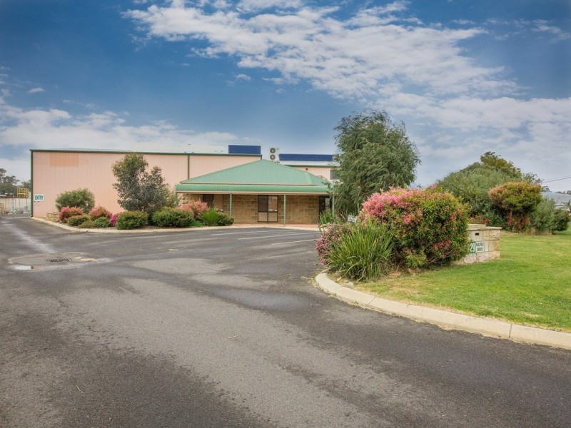 29 Halifax Drive, Davenport WA 6230