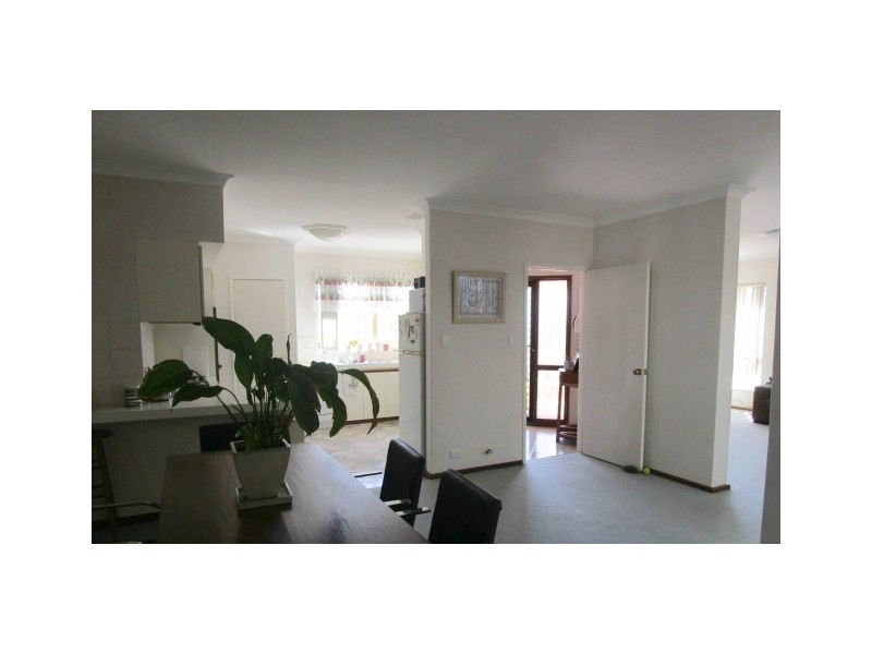 2/17 Upper Esplanade, Bunbury WA 6230