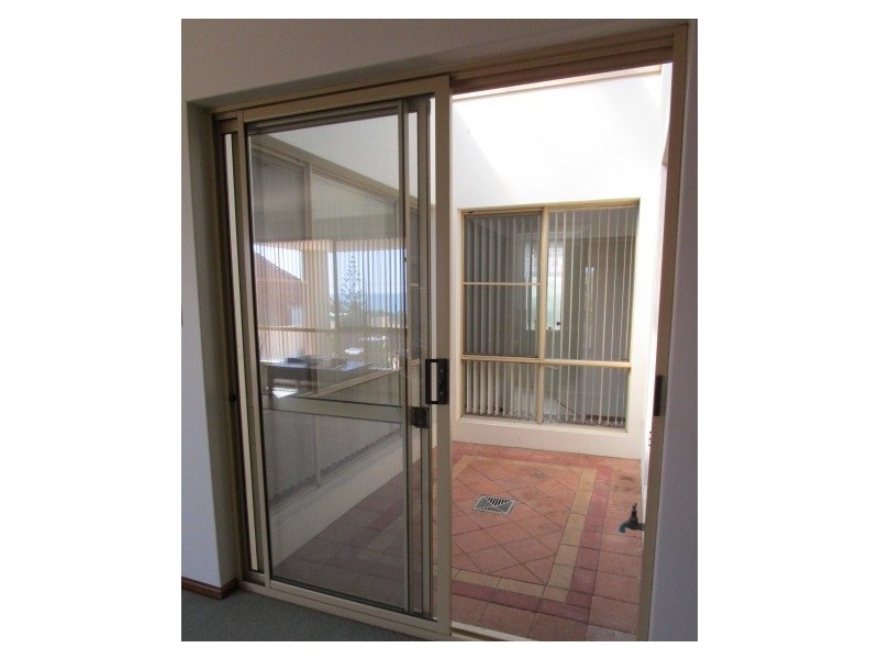 2/17 Upper Esplanade, Bunbury WA 6230