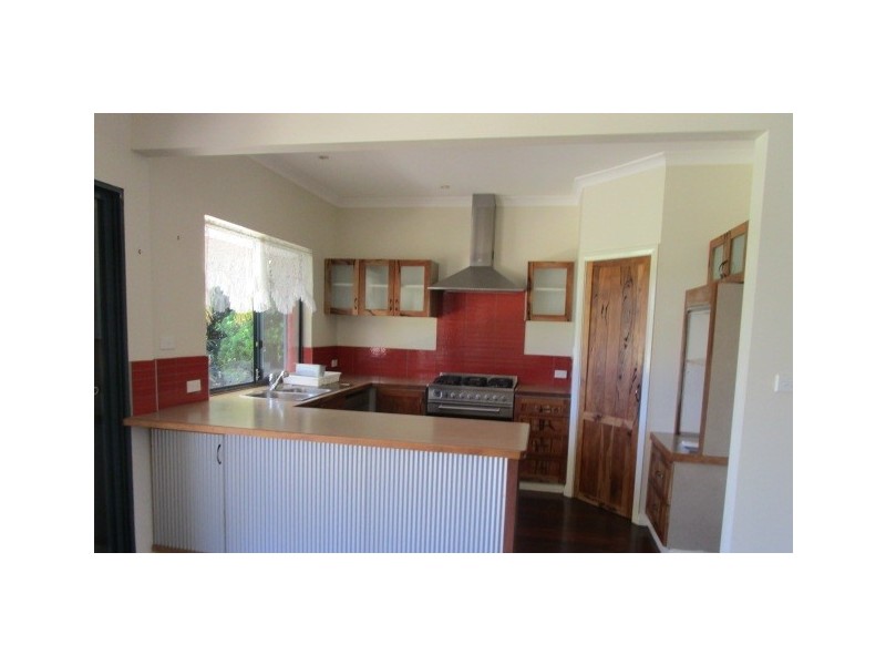 28 Maitland Road, Capel WA 6271