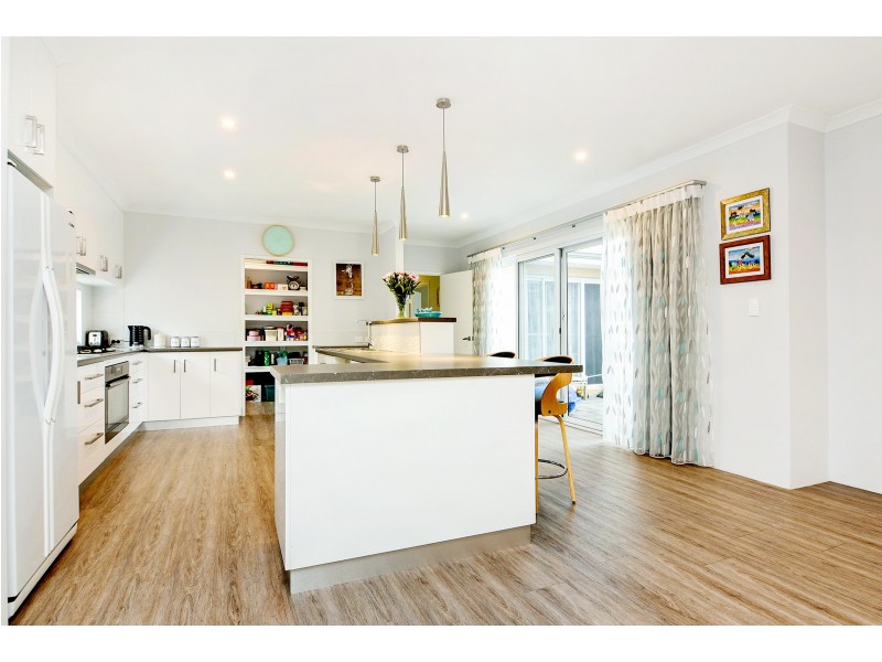 28A Mindalong Close, South Bunbury WA 6230