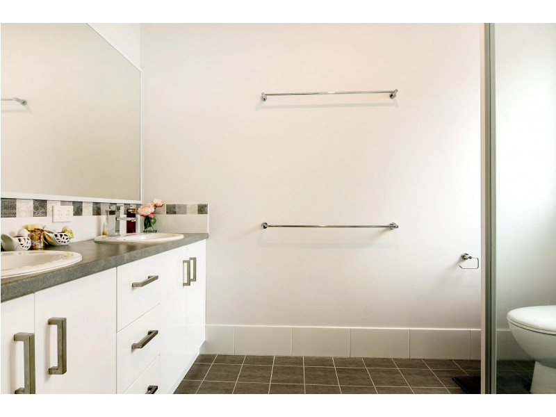 28A Mindalong Close, South Bunbury WA 6230