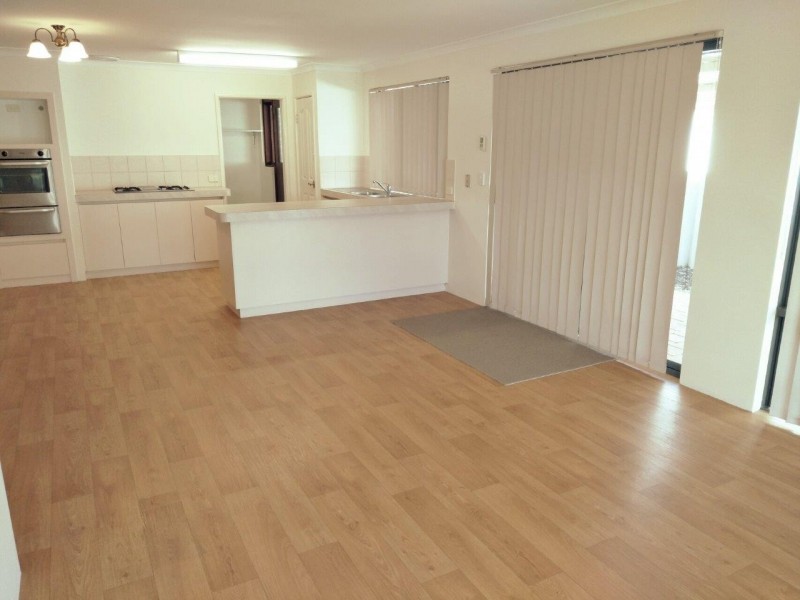 9 Oriel Court, College Grove WA 6230