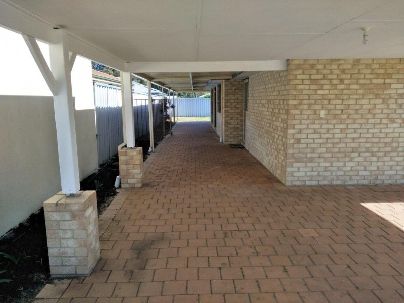 9 Oriel Court, College Grove WA 6230