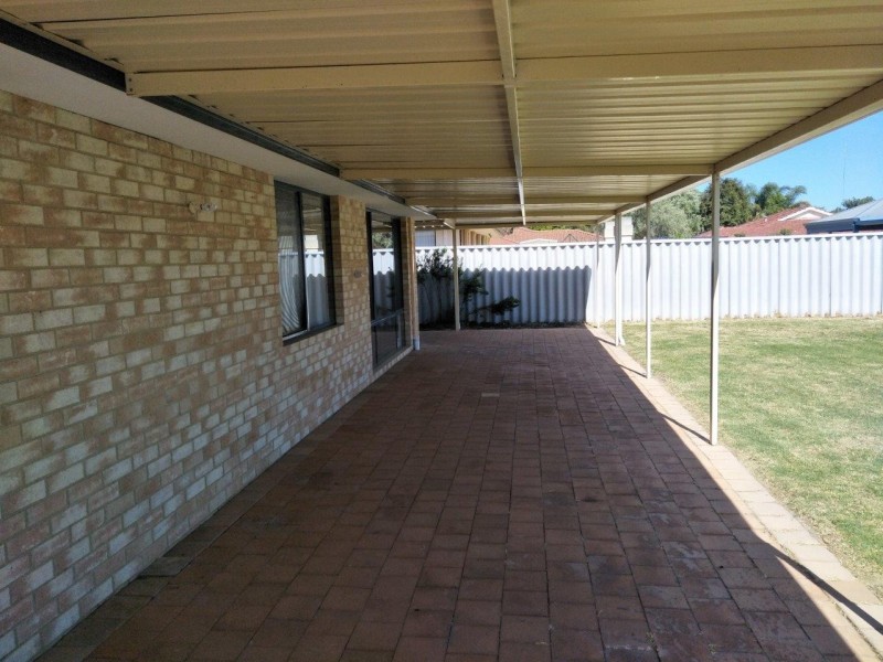 9 Oriel Court, College Grove WA 6230