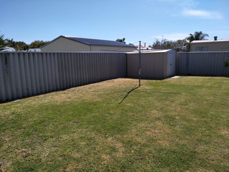 9 Oriel Court, College Grove WA 6230