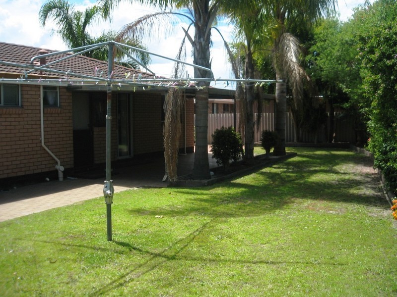 5 May Place, Eaton WA 6232
