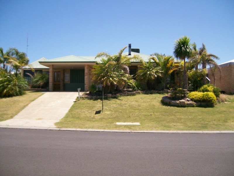 16 Clydesdale Drive, Eaton WA 6232