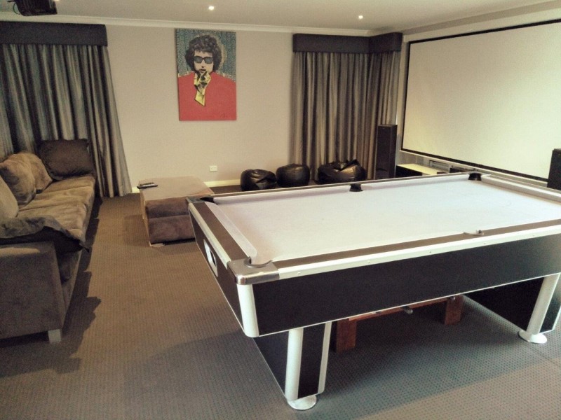 12 Birkdale Place, Pelican Point WA 6230