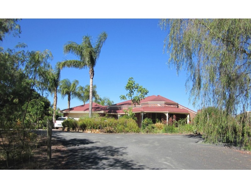 14 Coonan Avenue, Dardanup West WA 6236