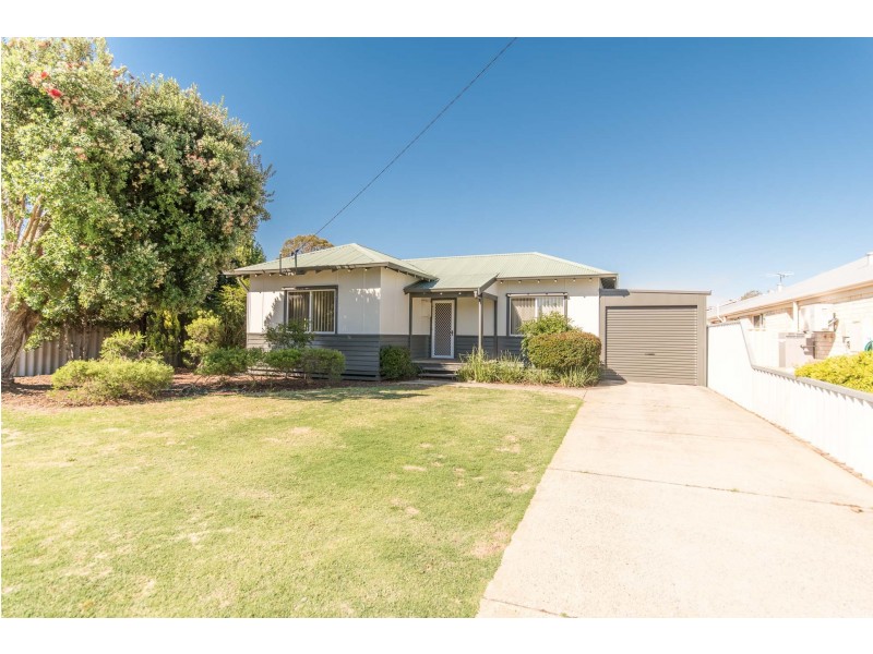11 Tipping Street, Carey Park WA 6230