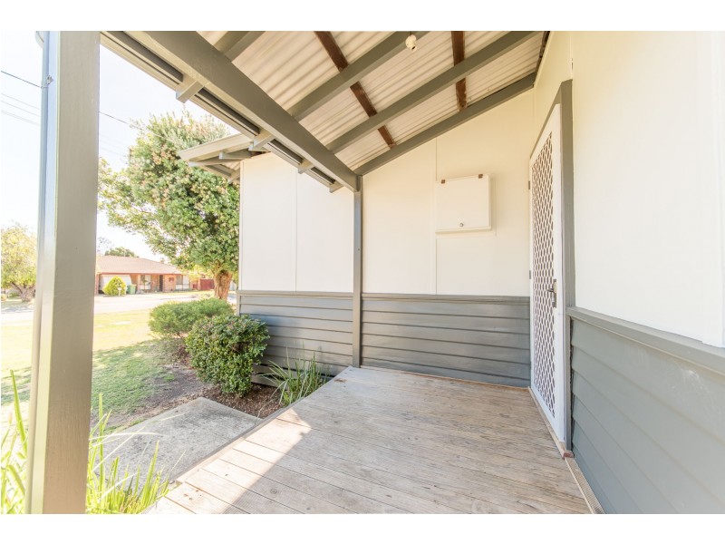 11 Tipping Street, Carey Park WA 6230