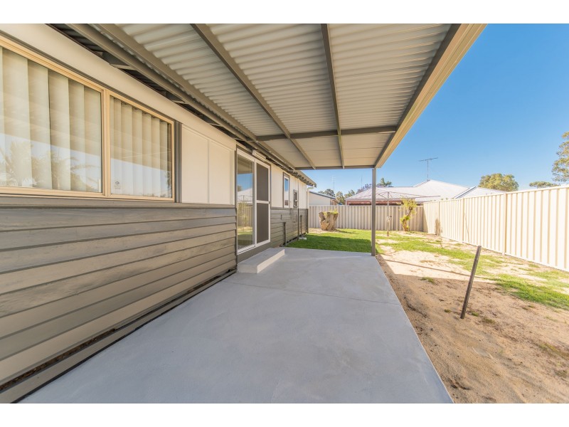 11 Tipping Street, Carey Park WA 6230