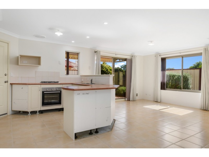 10/15 Wakefield Crescent, Australind WA 6233