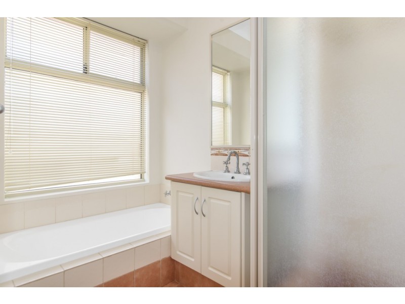 10/15 Wakefield Crescent, Australind WA 6233