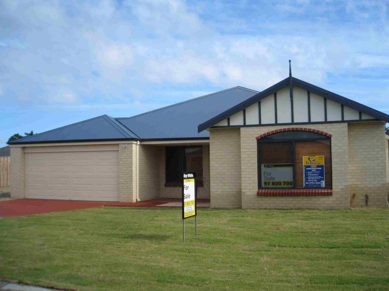 62 Burleigh Drive, Australind WA 6233