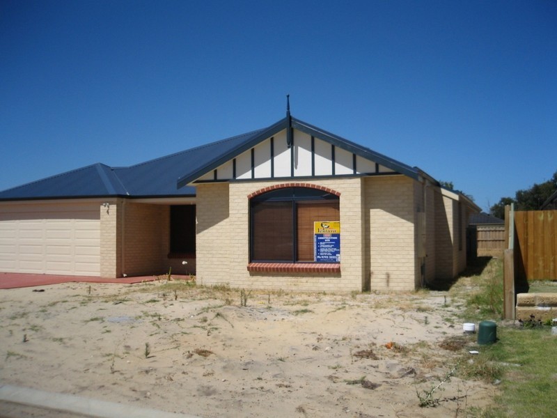 62 Burleigh Drive, Australind WA 6233