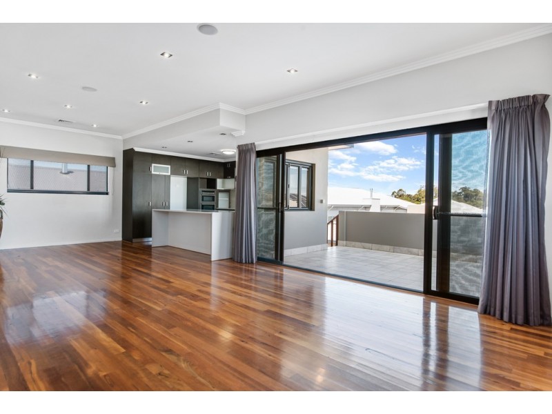 15 Katinka Street, Dalyellup WA 6230