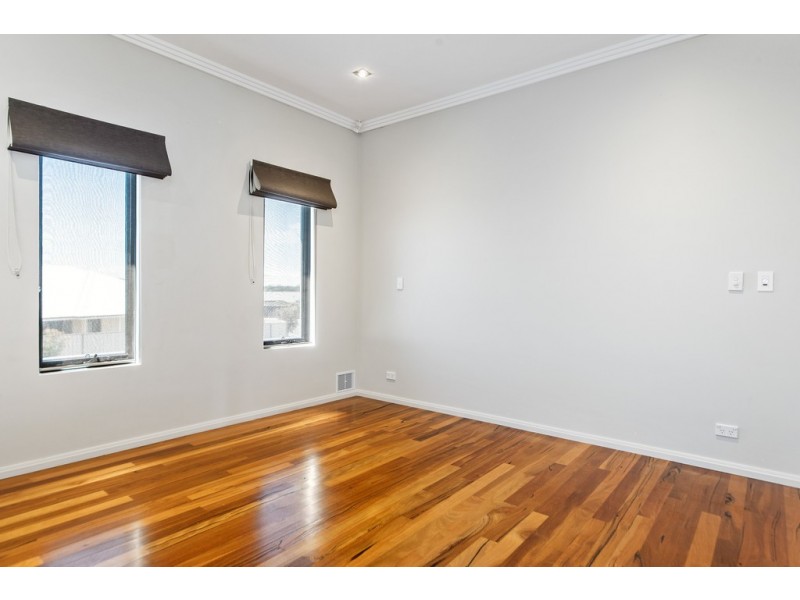 15 Katinka Street, Dalyellup WA 6230
