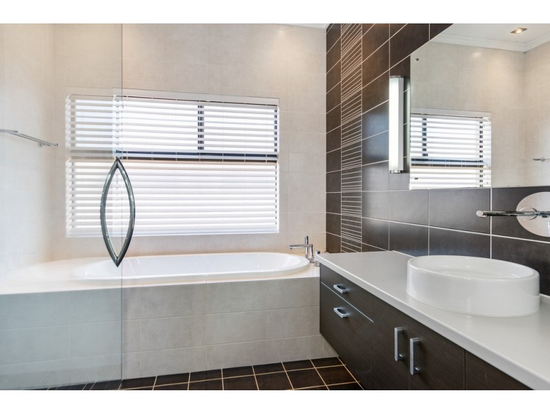 15 Katinka Street, Dalyellup WA 6230