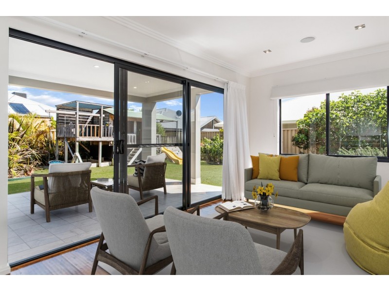 15 Katinka Street, Dalyellup WA 6230