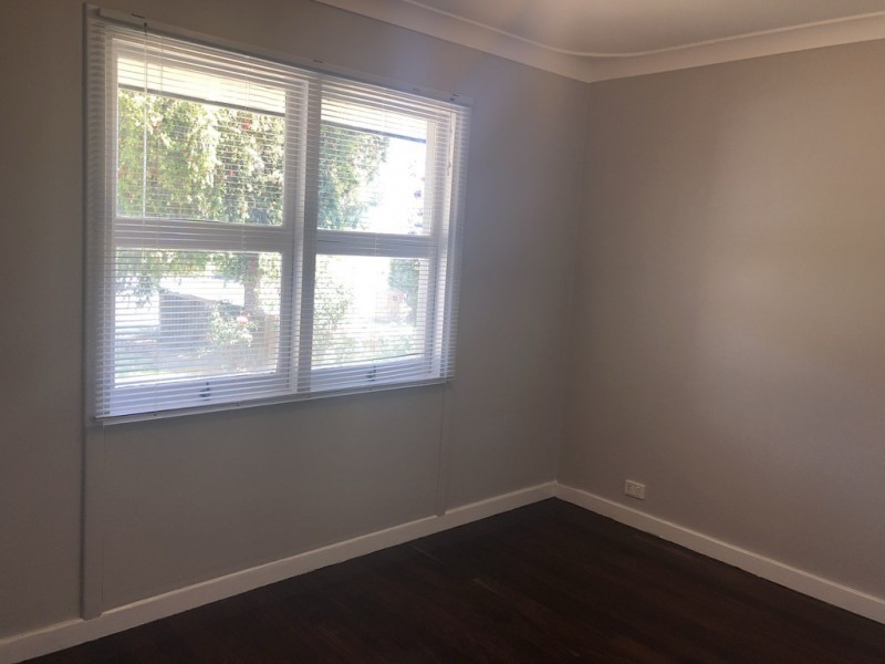 10 Skewes Street, East Bunbury WA 6230