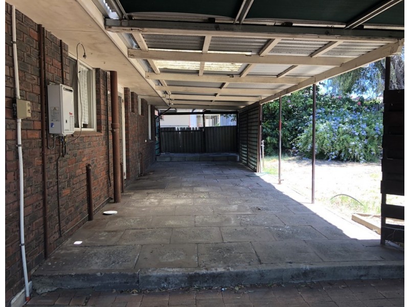 16 Hamilton Road, Eaton WA 6232