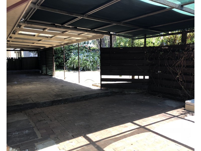 16 Hamilton Road, Eaton WA 6232