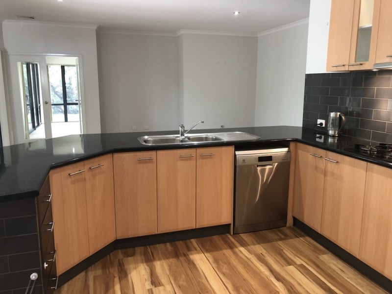 30 Waratah Crescent, South Bunbury WA 6230