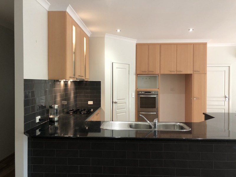 30 Waratah Crescent, South Bunbury WA 6230