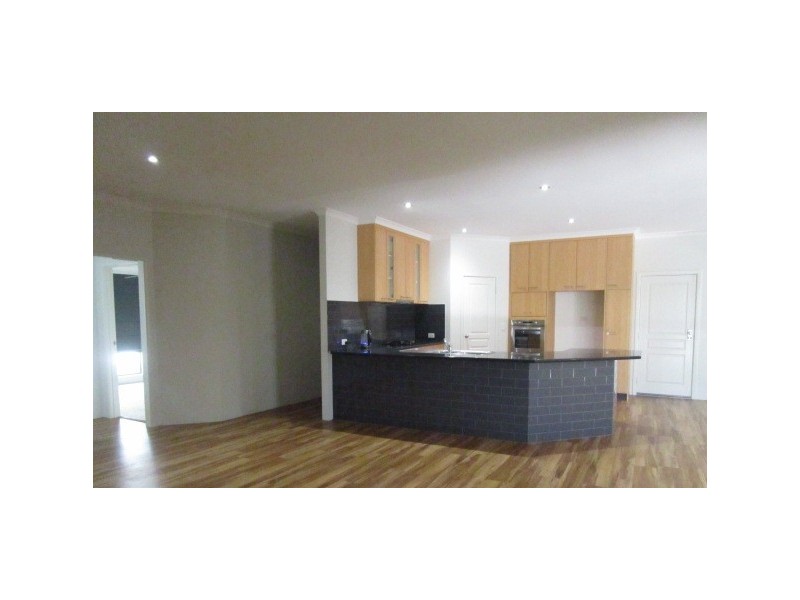 30 Waratah Crescent, South Bunbury WA 6230