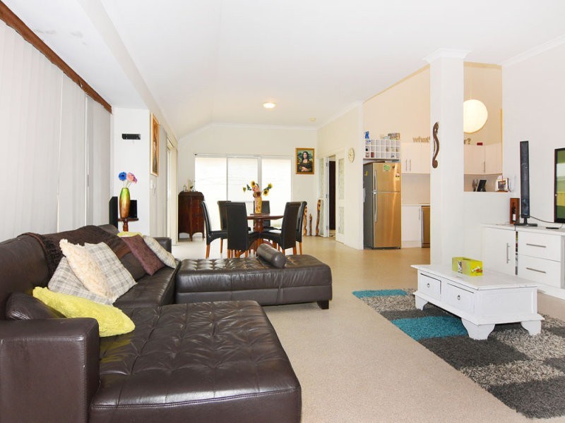 10 Antelope Turn, Dalyellup WA 6230