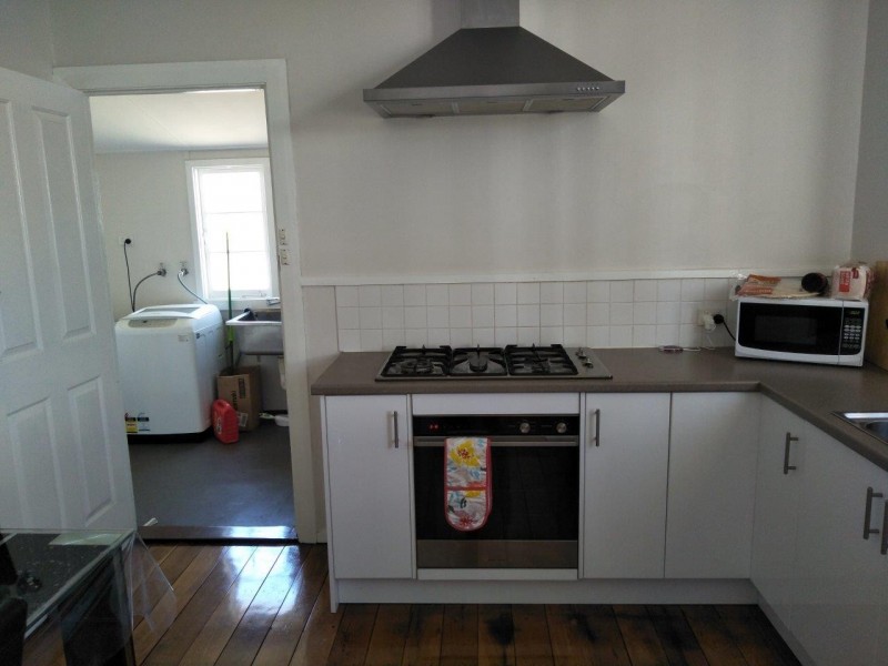 9 Little Street, Carey Park WA 6230