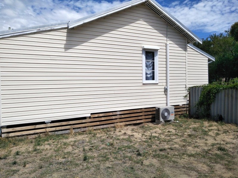 9 Little Street, Carey Park WA 6230