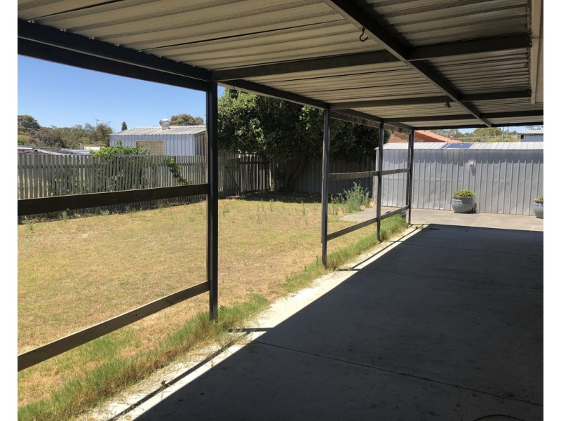 24 Delaporte Way, Carey Park WA 6230