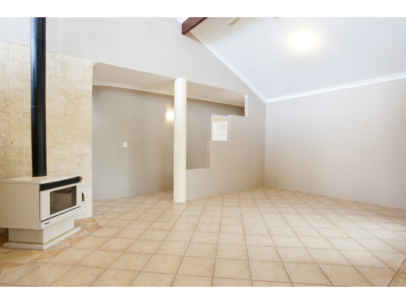 18 West Coast Drive, Binningup WA 6233