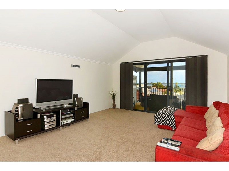 28 Henderson Crescent, Australind WA 6233