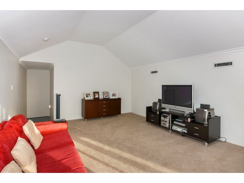 28 Henderson Crescent, Australind WA 6233