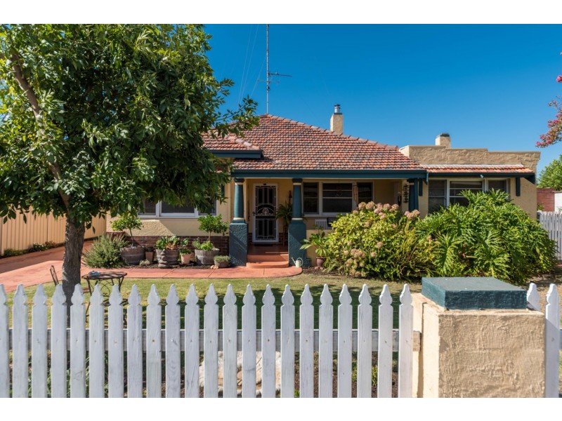 49 Austral Parade, East Bunbury WA 6230