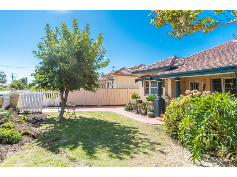 49 Austral Parade, East Bunbury WA 6230