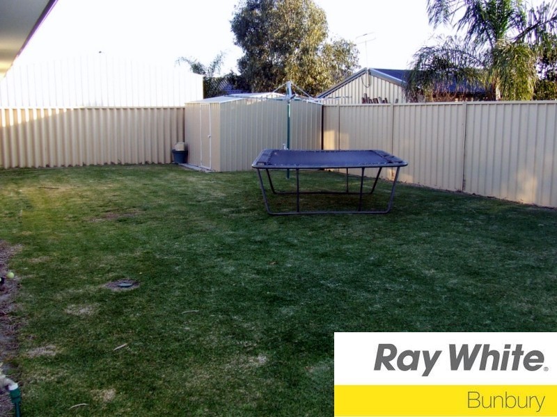 7 King Edward Way, Eaton WA 6232