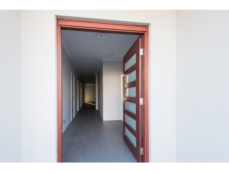 15 Kanalla Avenue, Millbridge WA 6232