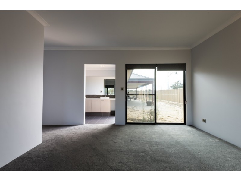 15 Kanalla Avenue, Millbridge WA 6232