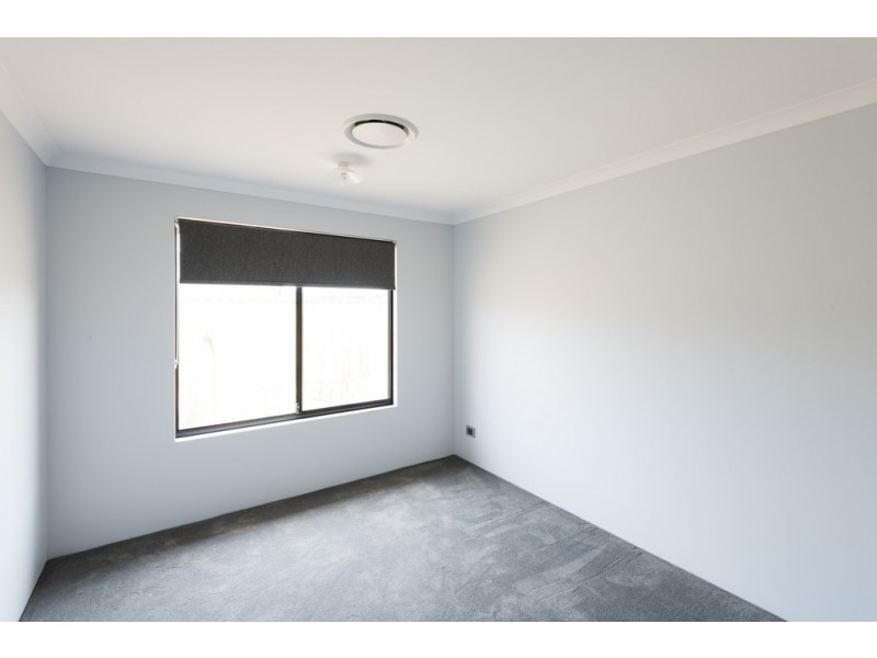 15 Kanalla Avenue, Millbridge WA 6232