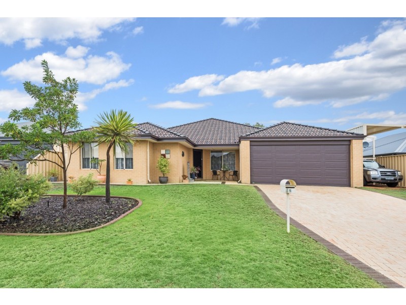 5 Trent Way, Dalyellup WA 6230